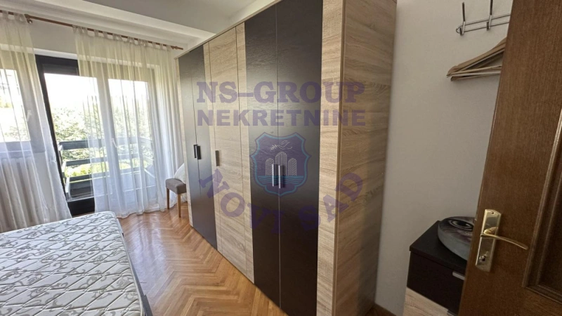 Kuća na prodaju Novi Sad 197m2, 17285