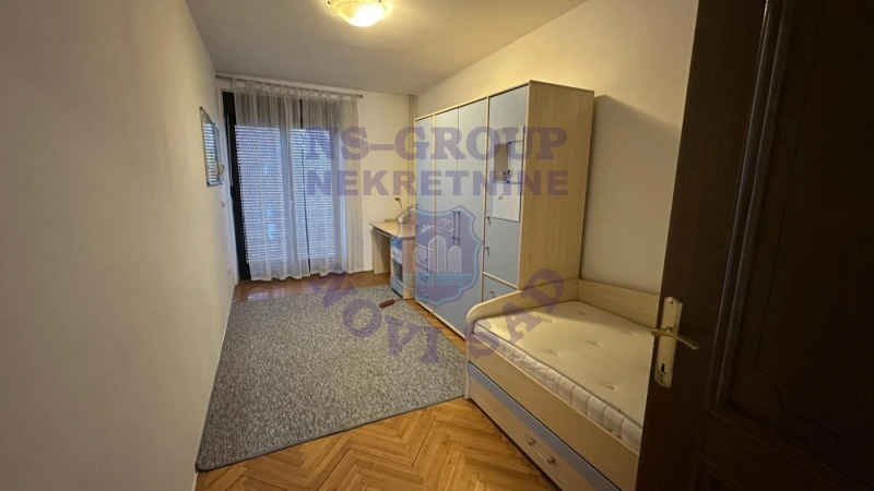 Kuća na prodaju Novi Sad 197m2, 17285
