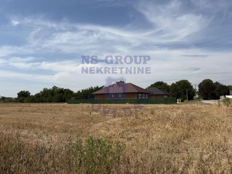 Plac na prodaju Čenej 989m2, 576705