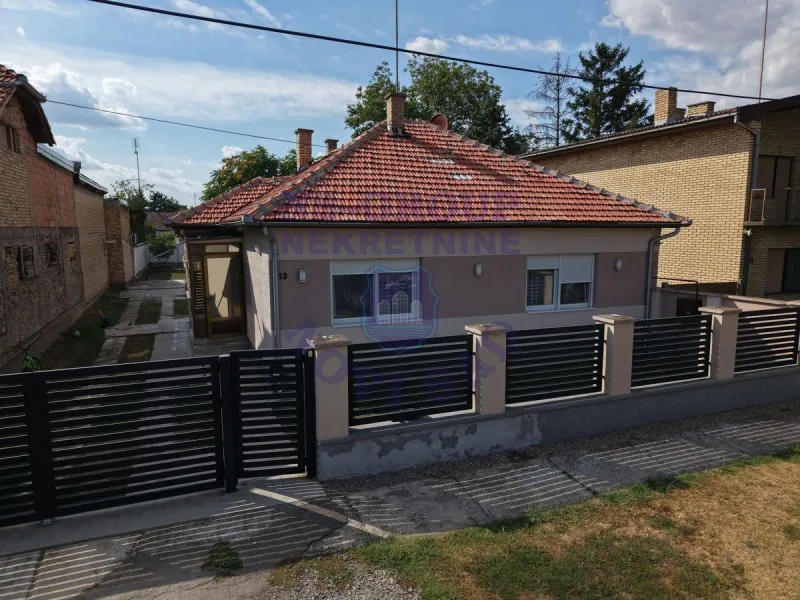 Kuća na prodaju Temerin 112m2, 576383