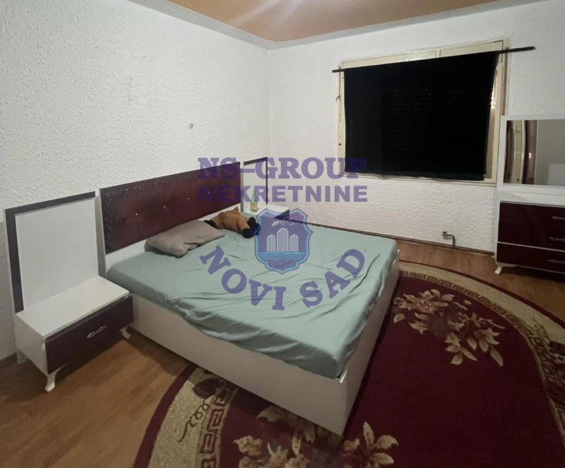Kuća na prodaju Kać 450m2, 576880