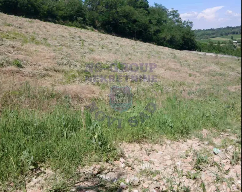 plac na prodaju Sremska Kamenica 914m2 576805
