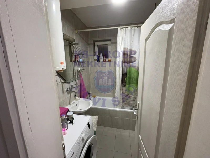 stan na prodaju Novi Sad 78m2 576862