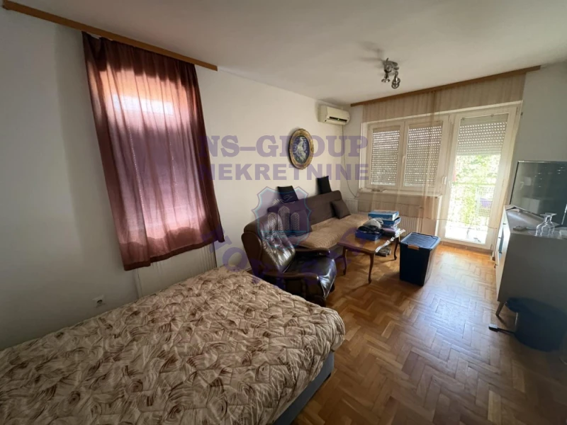stan na prodaju Novi Sad, 78m2 576862