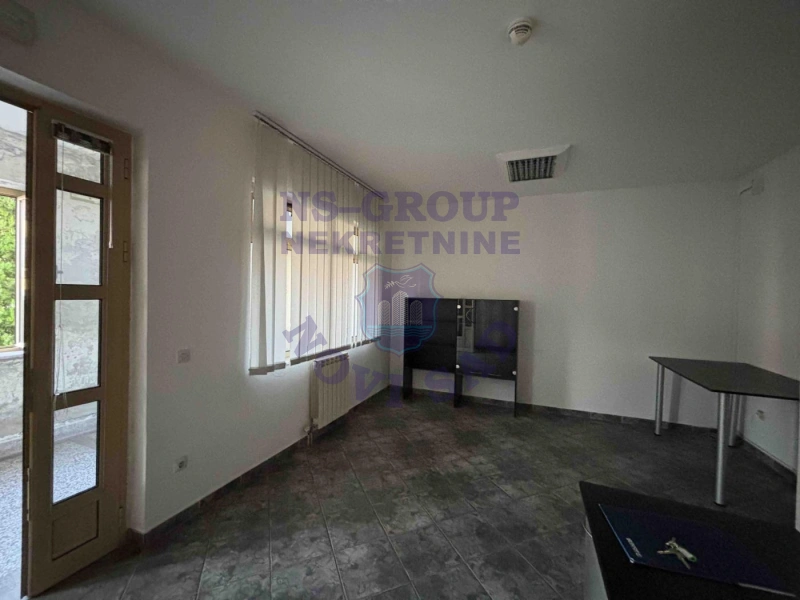 lokal na prodaju Kać, 23m2 576835