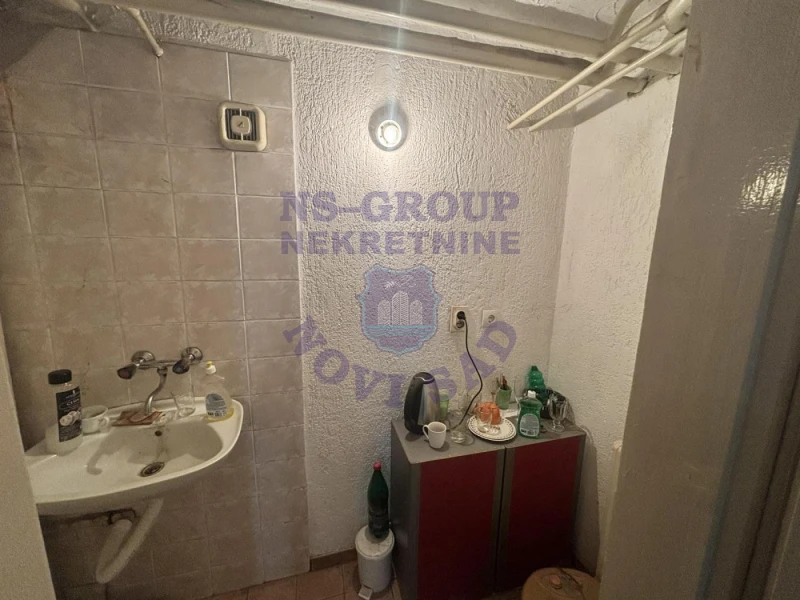 Lokal na prodaju Novi Sad 42m2, 576832