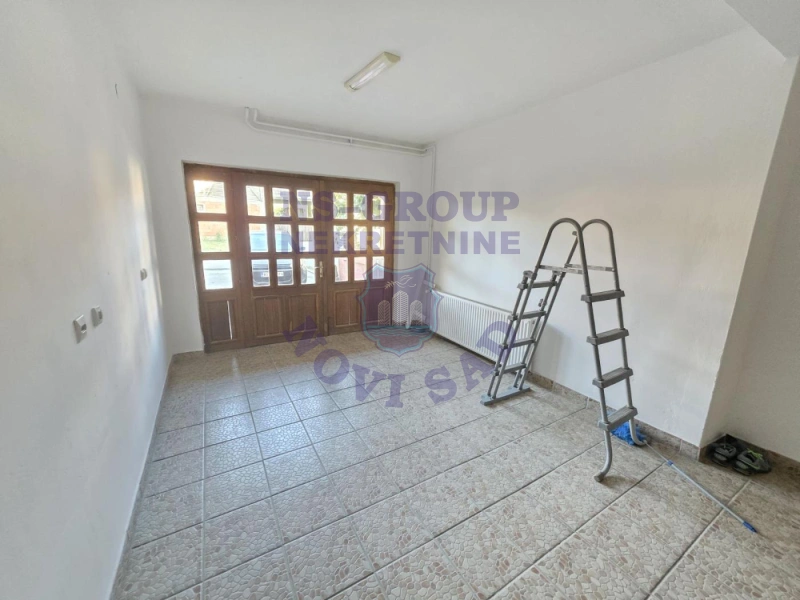 Kuća na prodaju Kać 326m2, 576918