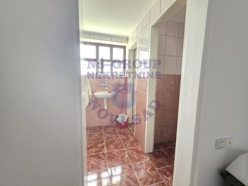 Kuća na prodaju Kać 326m2, 576918