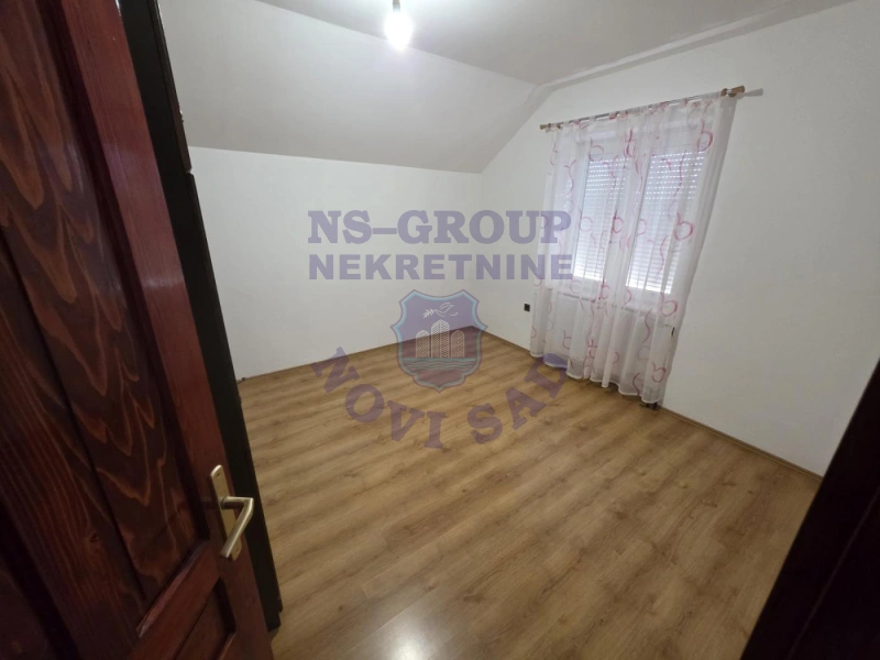 Kuća na prodaju Kać 326m2, 576918