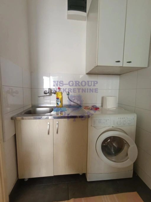 Lokal na prodaju Novi Sad 21m2, 576901