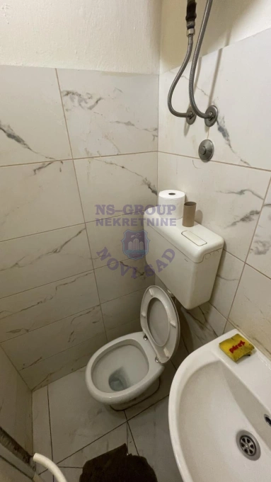 Stan na prodaju Petrovaradin 12m2, 576915
