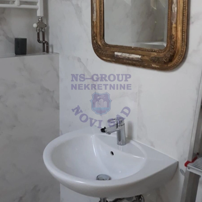 Stan na prodaju Novi Sad 65m2, 17312