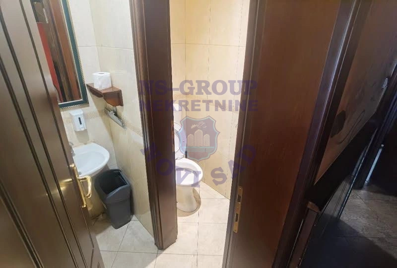 Lokal na prodaju Novi Sad 71m2, 576980
