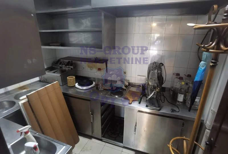 Lokal na prodaju Novi Sad 71m2, 576980