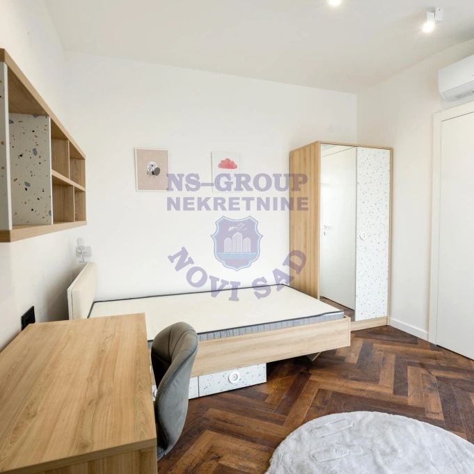 Stan na prodaju Petrovaradin 100m2, 17287