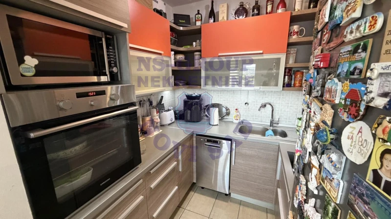 stan na prodaju Novi Sad 77m2 576909