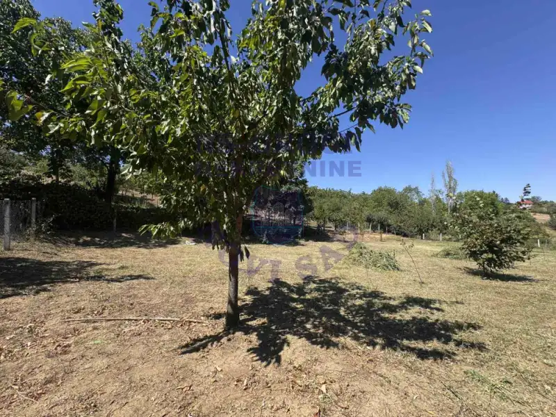 Plac na prodaju Sremski Karlovci 860m2, 575569