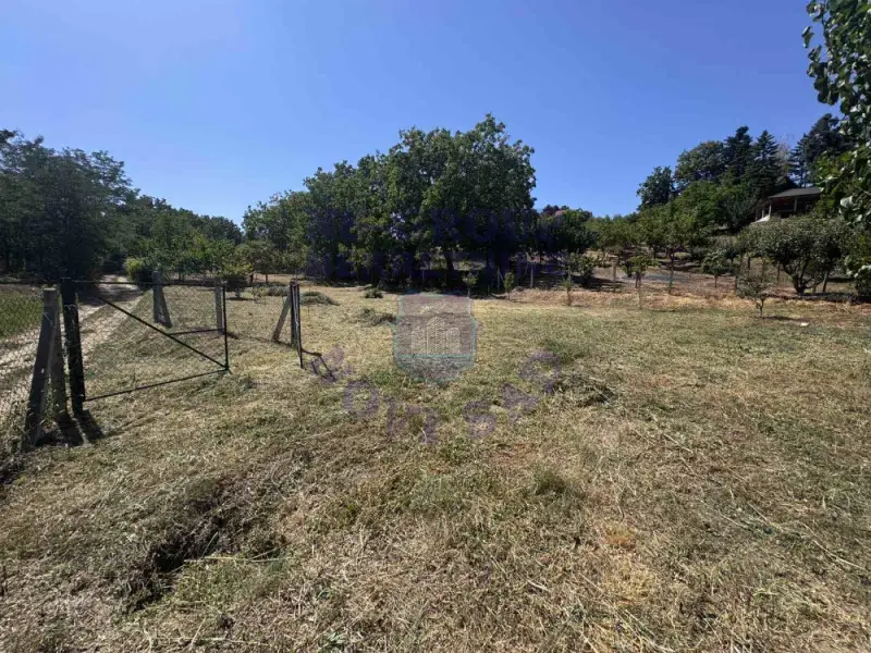 Plac na prodaju Sremski Karlovci 860m2, 575569
