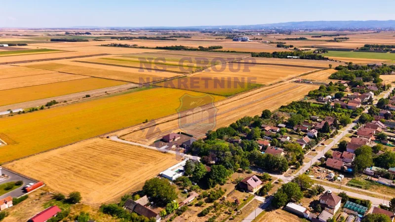 Plac na prodaju Čenej 989m2, 576705