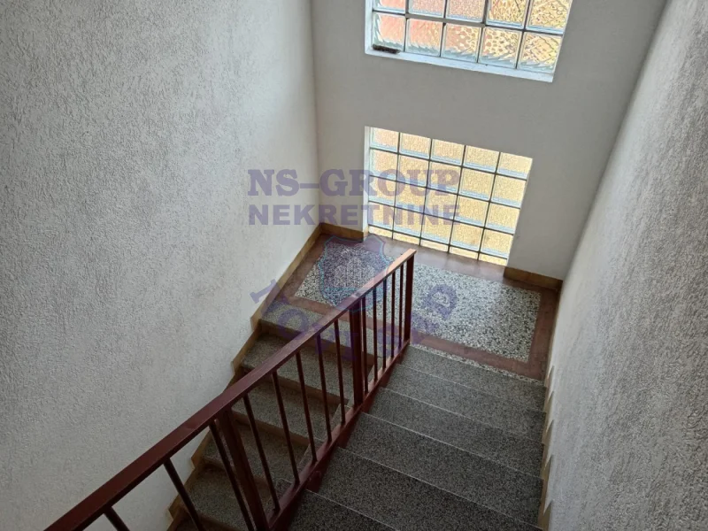 kuca na prodaju Futog 180m2 577043