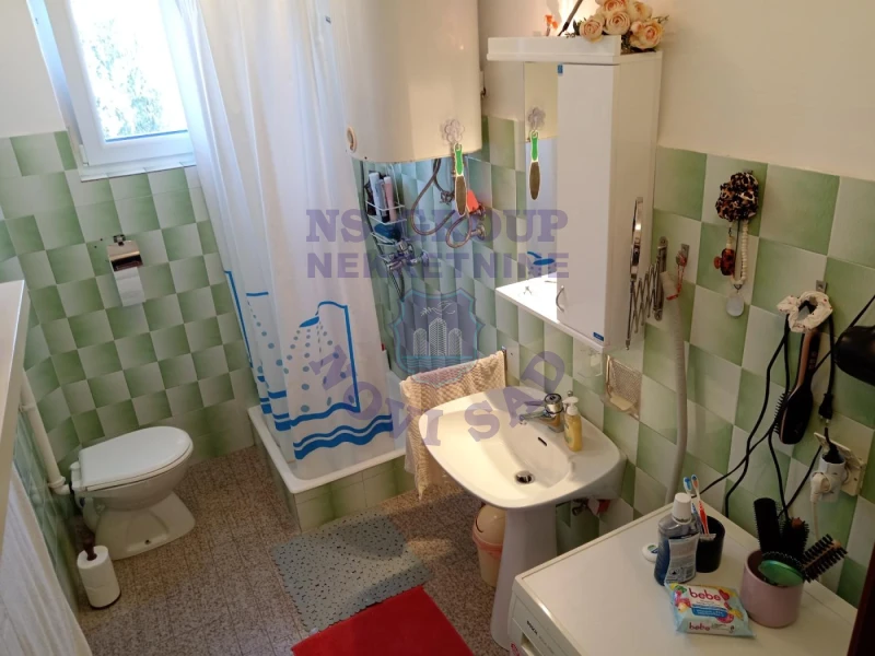 kuca na prodaju Futog 180m2 577043