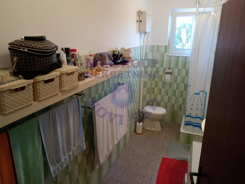 kuca na prodaju Futog 180m2 577043