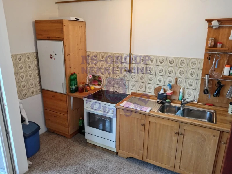 kuca na prodaju Futog 180m2 577043