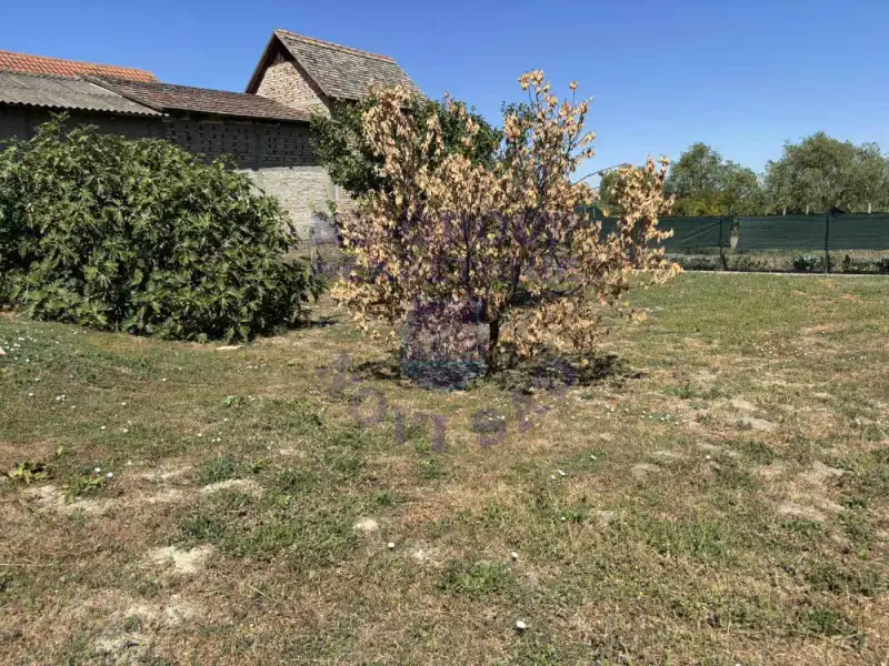 Kuća na prodaju Bačko Gradište 72m2, 577011