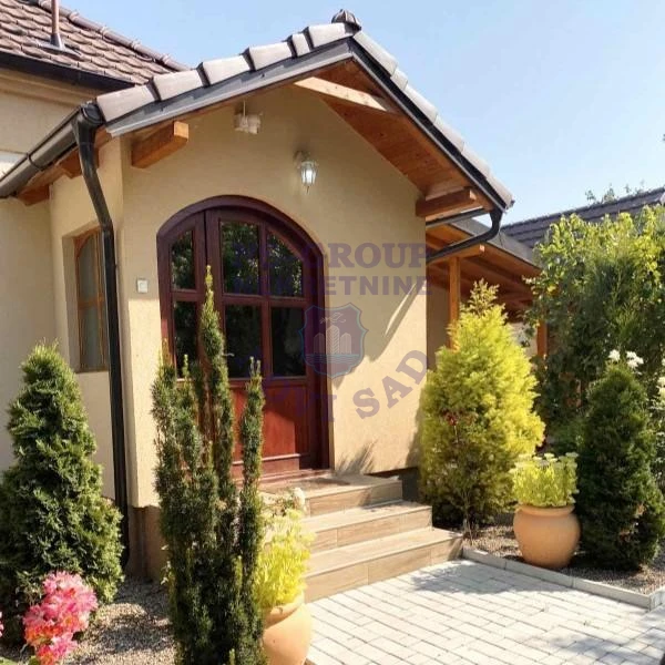Kuća na prodaju Laćarak 135m2, 576988