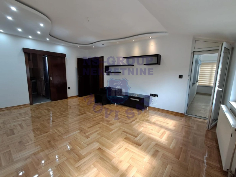 stan na prodaju Novi Sad, 83m2 577035