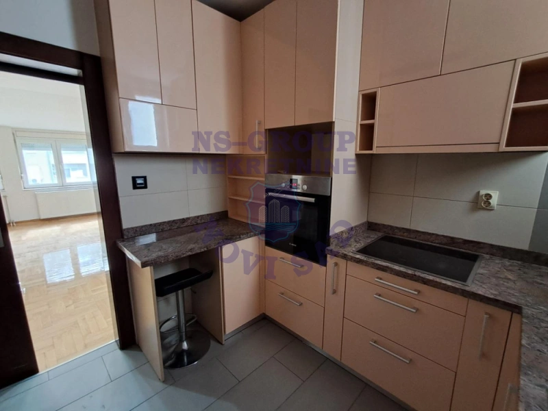 Stan na prodaju Novi Sad 83m2, 577035