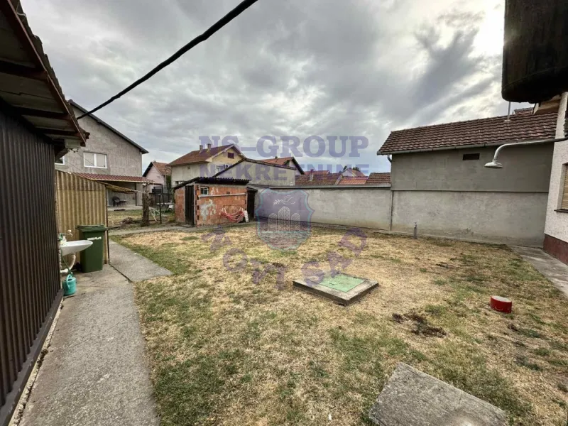 kuca na prodaju Futog 180m2 577043