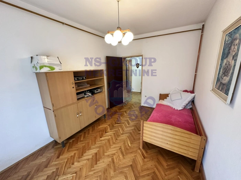 kuca na prodaju Futog 180m2 577043