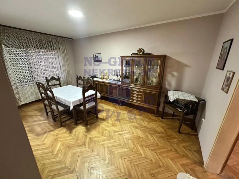 kuca na prodaju Futog 180m2 577043