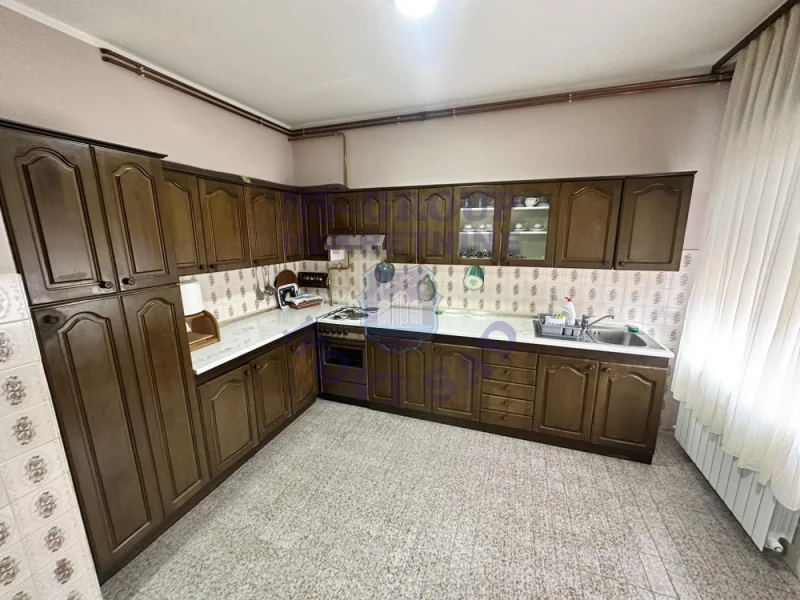 kuca na prodaju Futog 180m2 577043