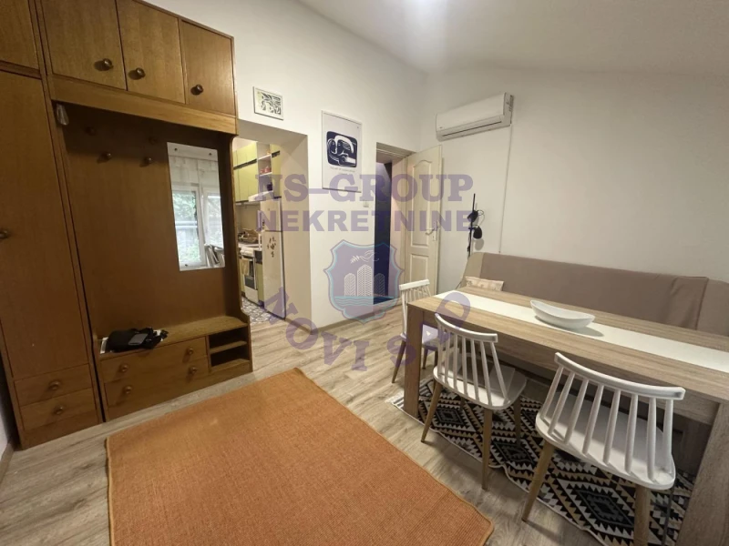 stan na prodaju Novi Sad, 40m2 576852