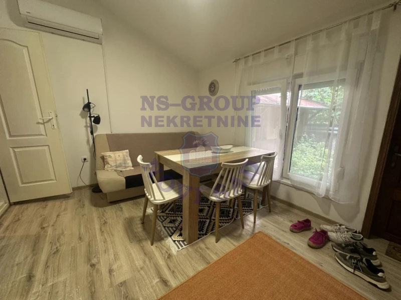 Stan na prodaju Novi Sad 40m2, 576852
