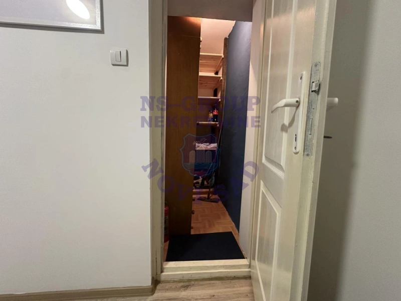 Stan na prodaju Novi Sad 40m2, 576852
