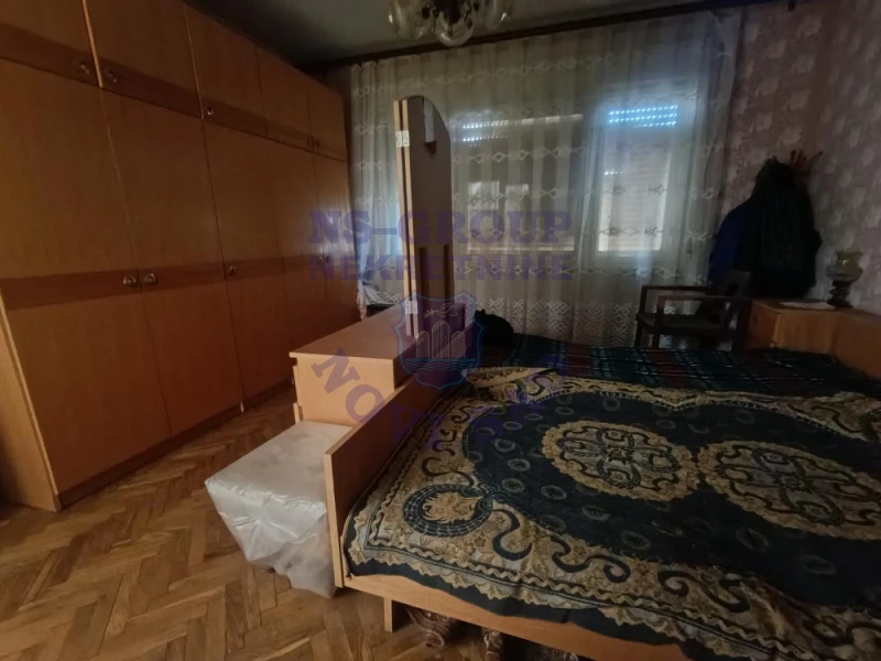 Kuća na prodaju Bački Petrovac 282m2, 577081