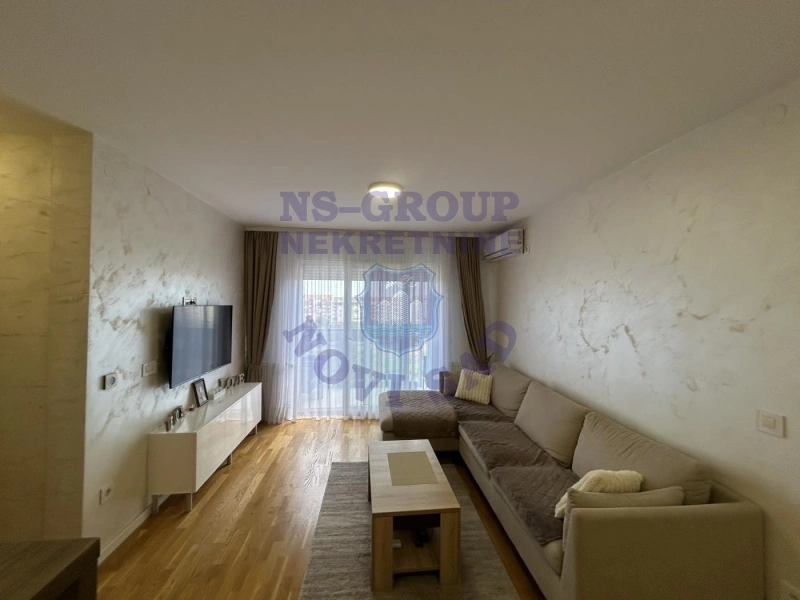 stan na prodaju Novi Sad, 58m2 577023