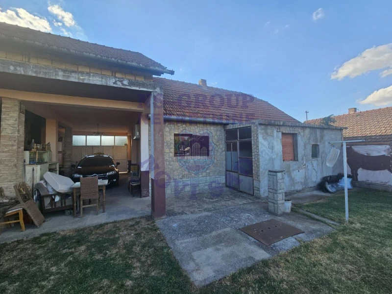 kuca na prodaju Kać 84m2 577093