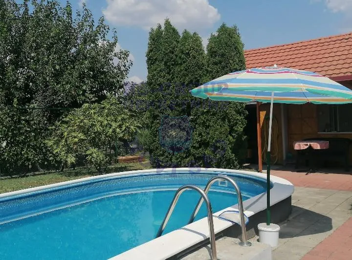kuca na prodaju Petrovaradin, 86m2 577055
