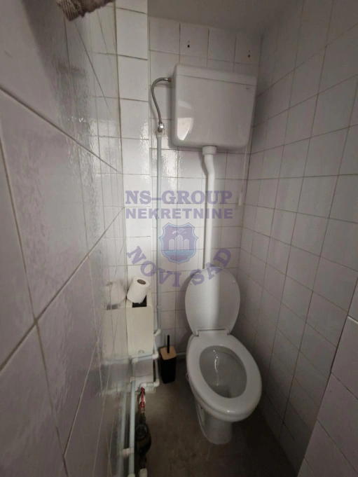 Lokal na prodaju Novi Sad 18m2, 577121