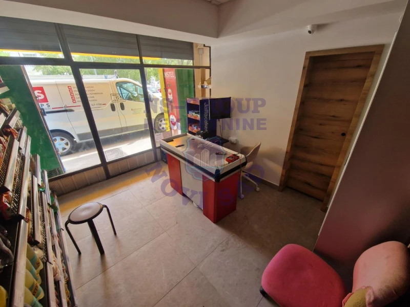 Lokal na prodaju Novi Sad 18m2, 577121