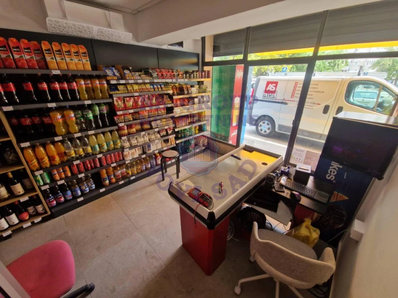 Lokal na prodaju Novi Sad 18m2, 577121