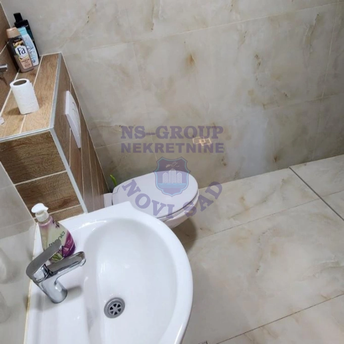 Stan na prodaju Petrovaradin 30m2, 17323