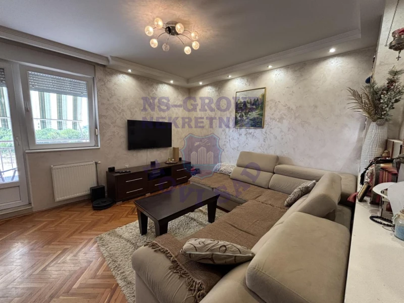 Stan na prodaju Novi Sad 71m2, 577129