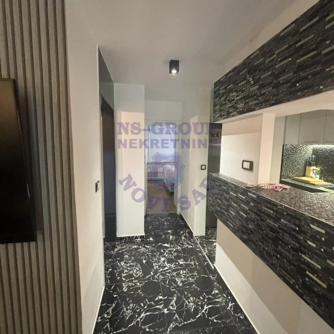 Stan na prodaju Novi Sad 70m2, 17362