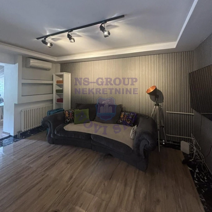 stan za izdavanje Novi Sad, 70m2 17362