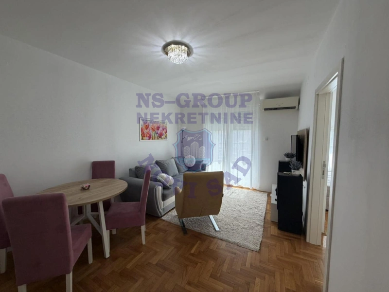 Stan na prodaju Novi Sad 40m2, 577183